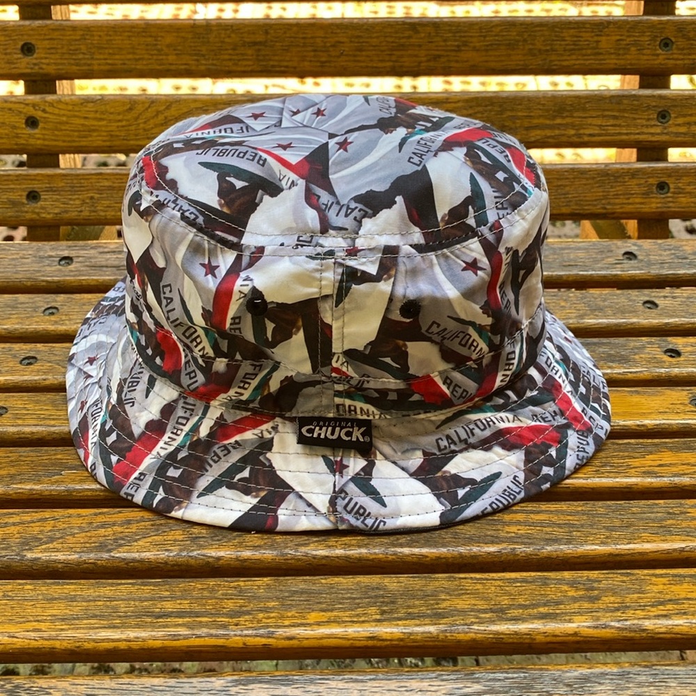 Original Chuck bucket hat California reversible black cap